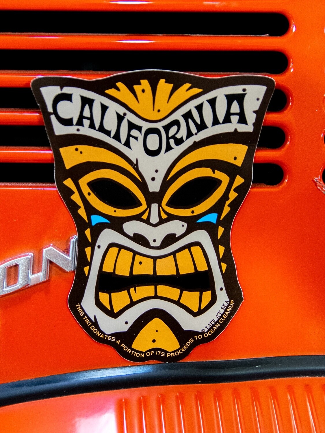 Lrg Sticker-California Tiki
